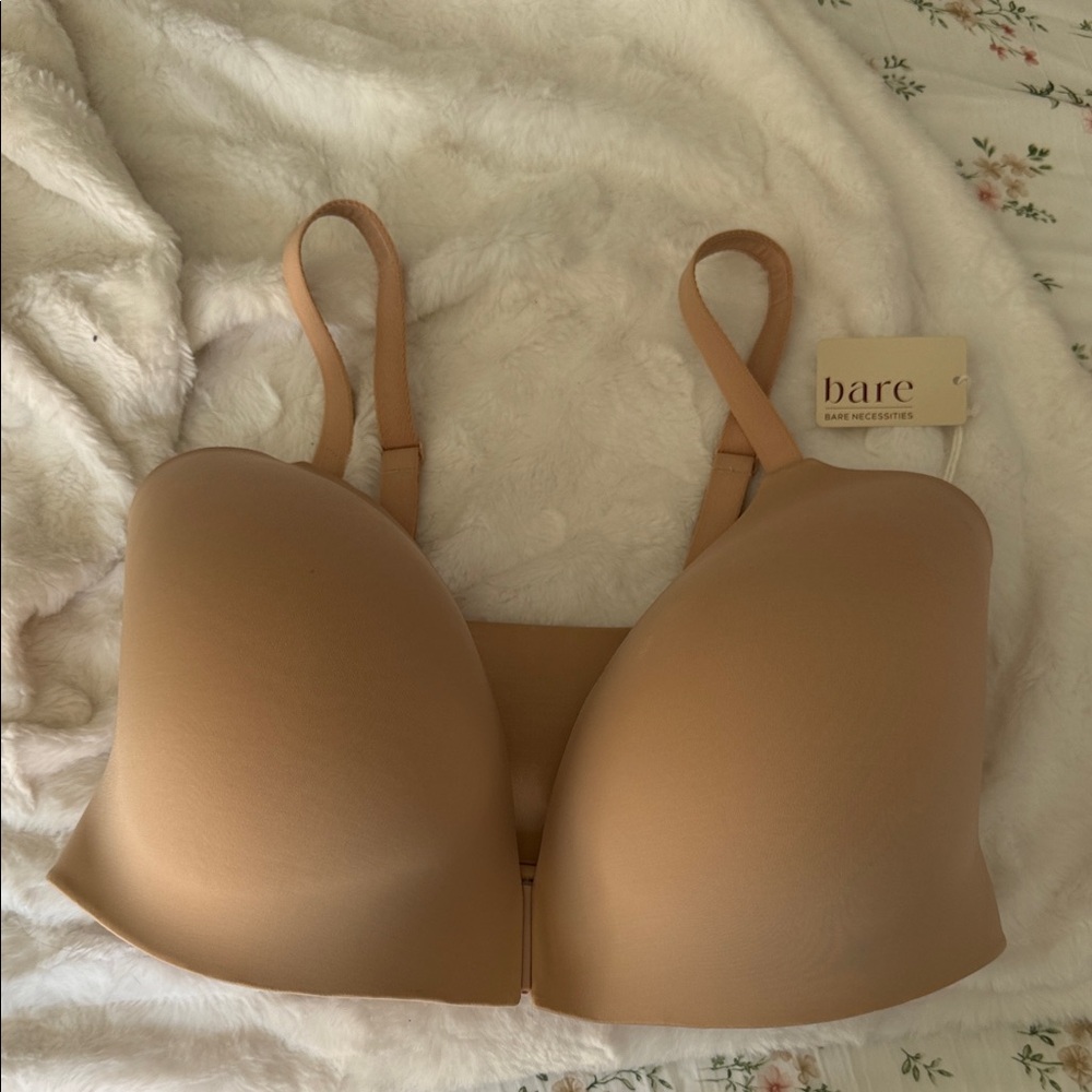 Front closure wire free lounge bra new with tags